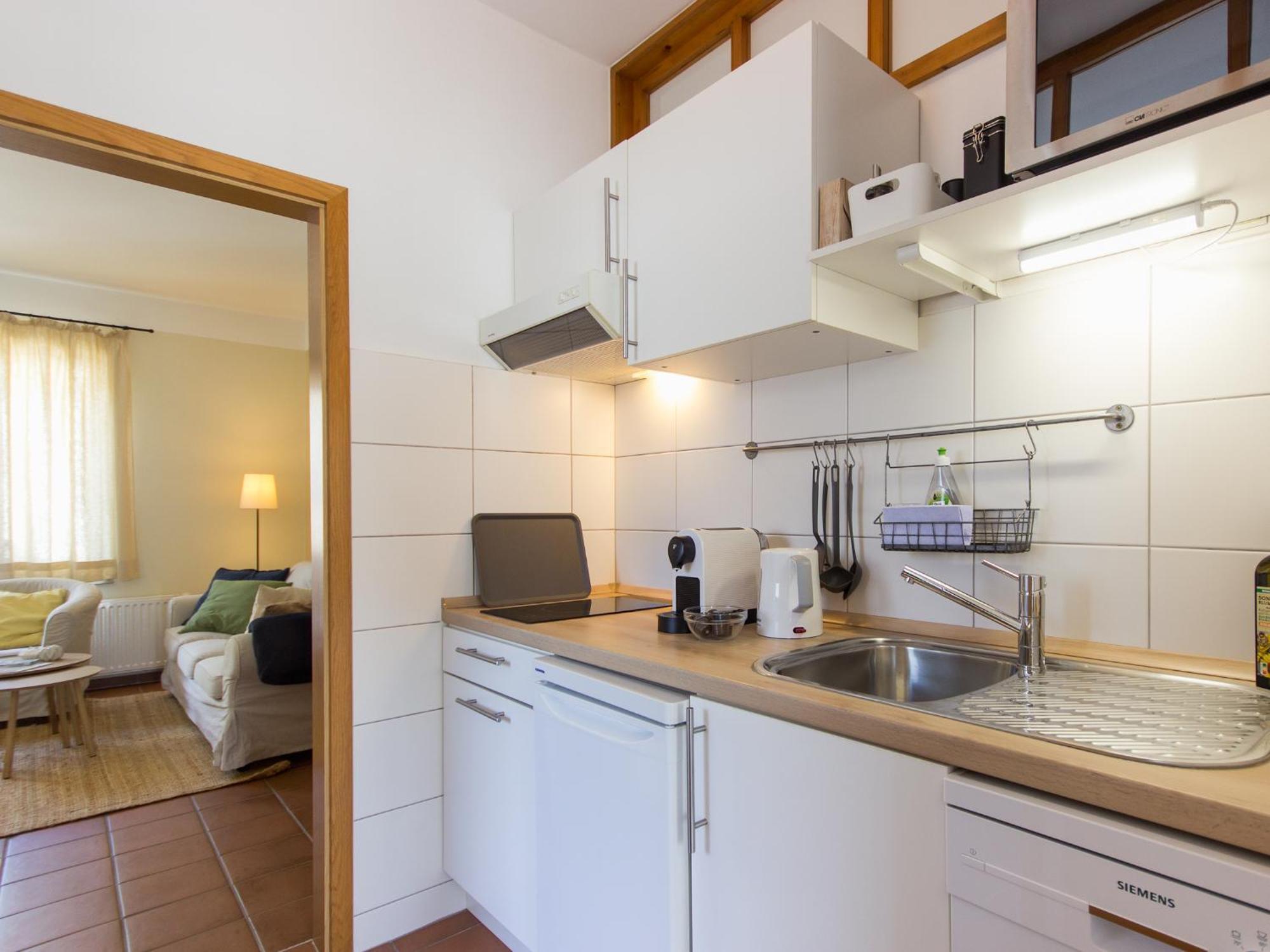 Appartement Schwaab-scherr, Genau Zwischen Bernkastel-kues Und Traben-trarbach, Mit Kostenlosem Oepnv-ticket Fuer Bus Und Bahn, Parkplaetzen Und Fahrradgarage Erden